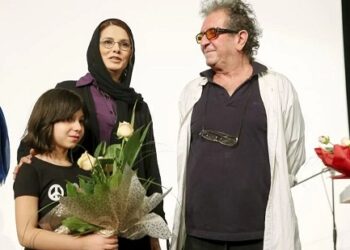 Matan en su casa al cineasta iraní Dariush Mehrjui