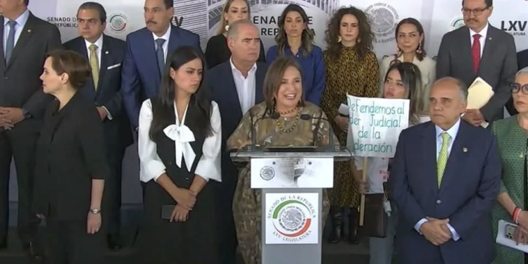 No están solos, dice Xóchitl a trabajadores del PJ