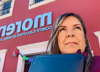 Se registra Rosana Díaz, va por la candidatura al Senado