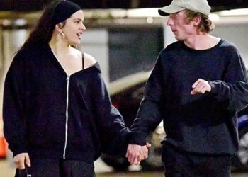 Olvida Rosalía a Rauw Alejandro con actor de ‘The Bear’