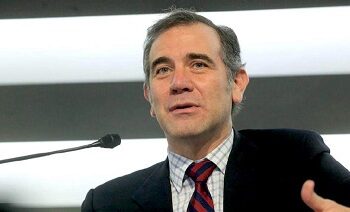 Córdova de gira en el país; dará charla en Chihuahua