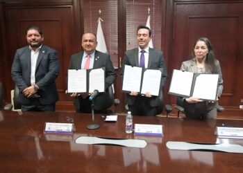 Firman convenio de colaboración UACH y Secretaría de Pueblos y Comunidades Indígenas.