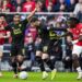 Santiago Giménez anota en empate de Feyenoord con PSV