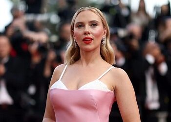 Negocia Scarlett Johansson rol en cinta de ‘Jurassic Park’