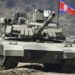 Presenta Kim Jong Un nuevo tanque de combate