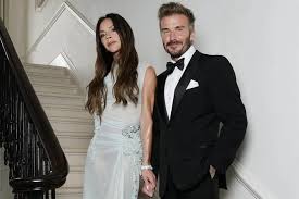 Celebran a Victoria Beckham con reencuentro de Spice Girls