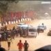 Sale de la pista auto de carreras y mata a 7 en Sri Lanka
