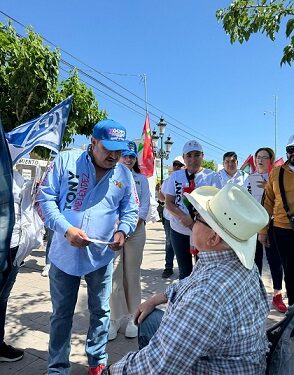 Vuelvo con la cara en alto porque di resultados: Tony Meléndez recorre Meoqui y culmina gira en Julimes