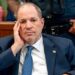 Buscan fiscales nuevo juicio para Weinstein en septiembre