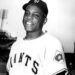 Willie Mays, el electrizante jugador de béisbol de potencia y gracia, ha muerto a los 93 años