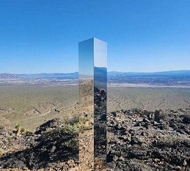 Un misterioso monolito aparece cerca de Las Vegas