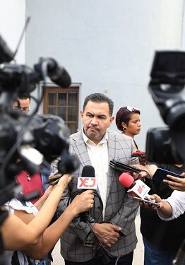 Apoya Alcalde creación del Sistema Nacional de Cuidados