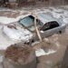 Creció Río Tomochi por lluvias; arrastró vehículos