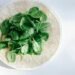 La hortaliza que ayuda a producir colágeno y fortalecer los huesos