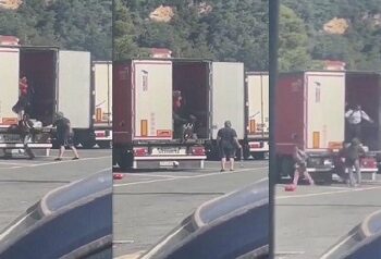 Sacó a mujeres migrantes de tráiler a latigazos