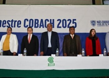 Regresaron 43 mil alumnos a las aulas del Cobach