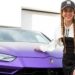 Fan choca el Lamborghini que Shakira le regaló