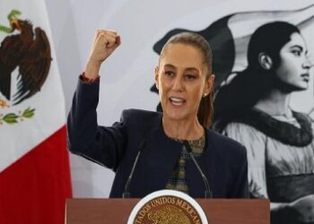Decretazo de Sheinbaum: congela edad jubilación y autoriza al Fovissste construir casas