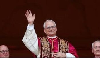 León XIV: El Pontífice ceno ayer por la noche con los 132 cardenales del cónclave y oficiará hoy una misa en la Capilla Sixtina