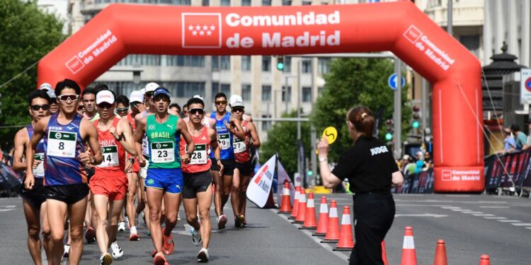 Alegna González reina en la Gran Vía de Madrid junto a Yamanishi Toshikazu