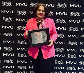 Reconocen a catedrática de Facultad de Enfermería y Nutriología con el Premio al Mérito Docente 2025.