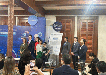 La Facultad de Filosofía y Letras de la UACH firma el Pacto por la Seguridad en el Entorno Digital.