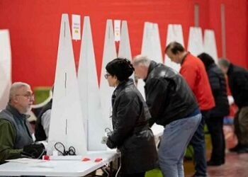 Ven demócratas debilidad e ineficacia en su partido
