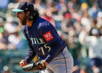 Muñoz al límite: Seattle alcanza a Houston en la cima