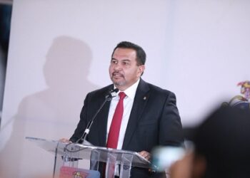 Amplían plazo y horarios para la expedición del engomado ecológico