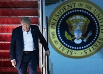 Apoya Trump dar territorios a Rusia