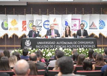 Otorga UACH Doctorado Honoris Causa a destacada académica de la Universidad de Sevilla.