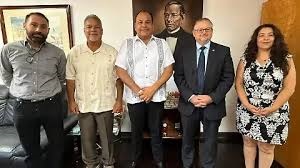 Dialoga Omar Bazán con cónsul general de México en El Paso, Mauricio Ibarra