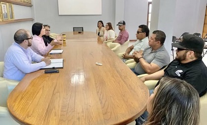 Locatarios de la Av. Trasviña y Retes participaron en reunión informativa sobre próxima obra de mejoramiento vial