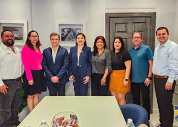 Fortalece Miriam Soto vínculos con Colegio de Bachilleres en Meoqui y Lázaro Cárdenas