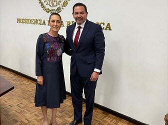 Acompaña el alcalde a presidenta Claudia Sheinbaum en mesa de seguridad
