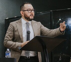 Corazón inquieto: Pastor. Omar García