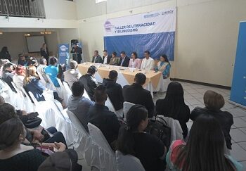 Ofrece UACH curso de «Literacidad y Bilingüismo para niñas y niños indígenas» en Creel.