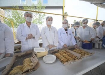 Organiza FCQ-UACH “Disco Sopa” para concientizar sobre el desperdicio de alimentos.