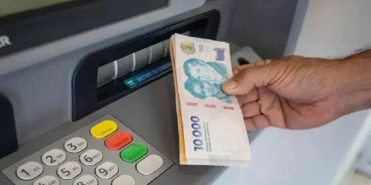 Cambian los cajeros automáticos: desde octubre, ya no se podrá superar este límite de extracción diaria