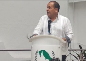 Atiende Conalep caso de menor que inhaló de vapeador