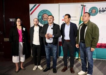 Diputados Antonio Meléndez y Erubiel Alonso respaldan a emprendedores digitales ante propuesta de más impuestos