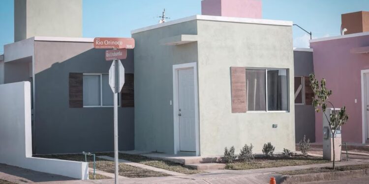 Baño completo y dos habitaciones: ¿Cómo son las casas de Vivienda para el Bienestar de Infonavit?