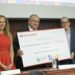UACH y Banco Santander entregan 50 becas de movilidad internacional.