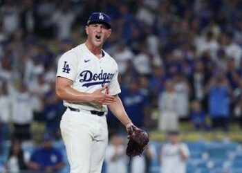 Dave Roberts anuncia grandes cambios de cara al gran reto ante Brewers