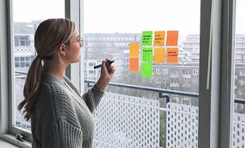 Qué significa olvidar el nombre de ciertas personas, según la psicología