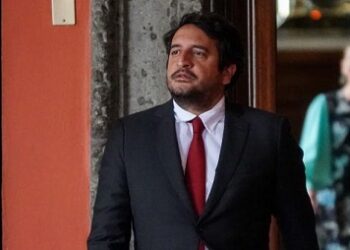 Triángulo dorado de Andy: socios y cercanos en Pemex, SAT y Aduanas