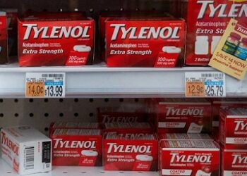Texas demanda a los fabricantes de Tylenol, alegando que ocultaron los riesgos del autismo