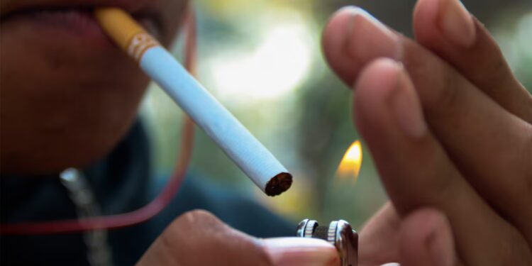 Cuándo aumentará el precio de refrescos y cigarros debido al nuevo impuesto