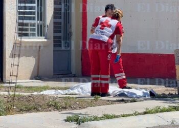 Reclama padre custodia, discute con expareja y la mata frente a hijos