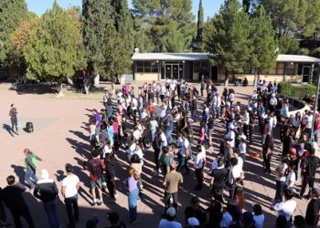 FZyE de la UACH realiza su 1ª Carrera Recreativa de Colores «Libre de Violencia».